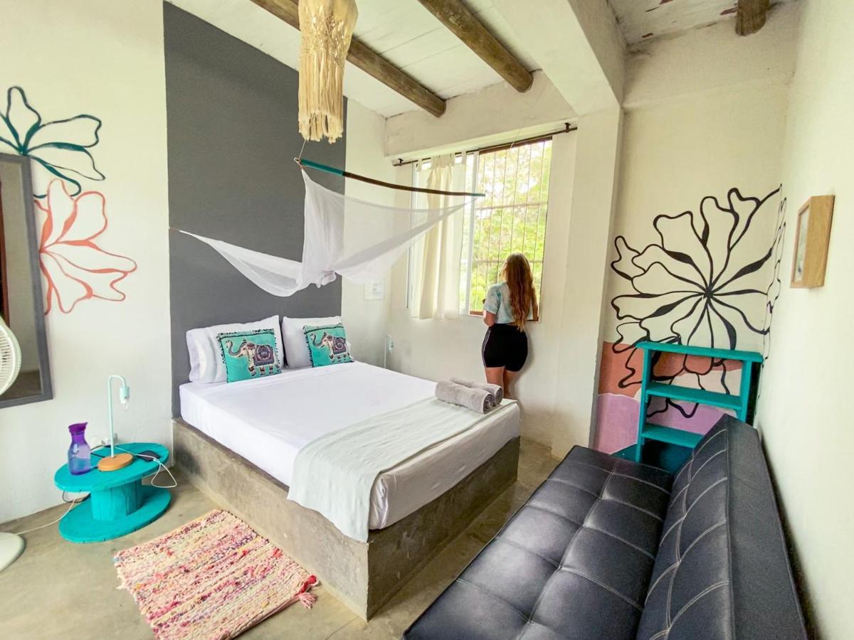 Freesoul Hostel Паломіно Екстер'єр фото